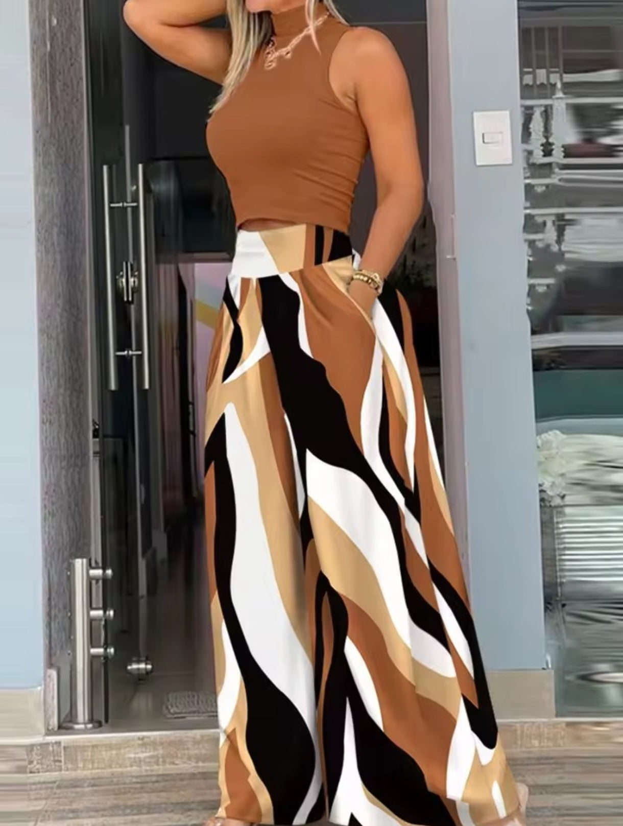 Completo Due Pezzi Crop Top e Pantalone Wide Leg
